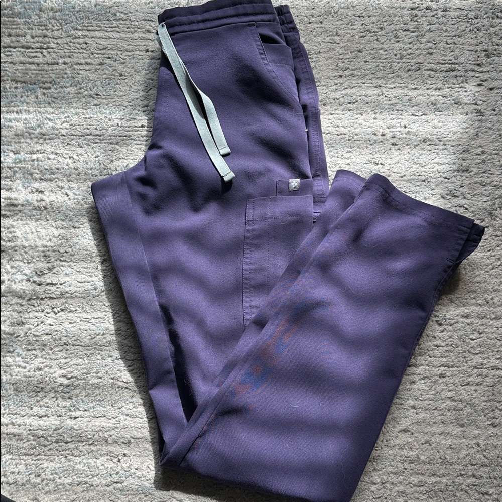 Figs Yola scrub pants in purple shadow Size: XXSP